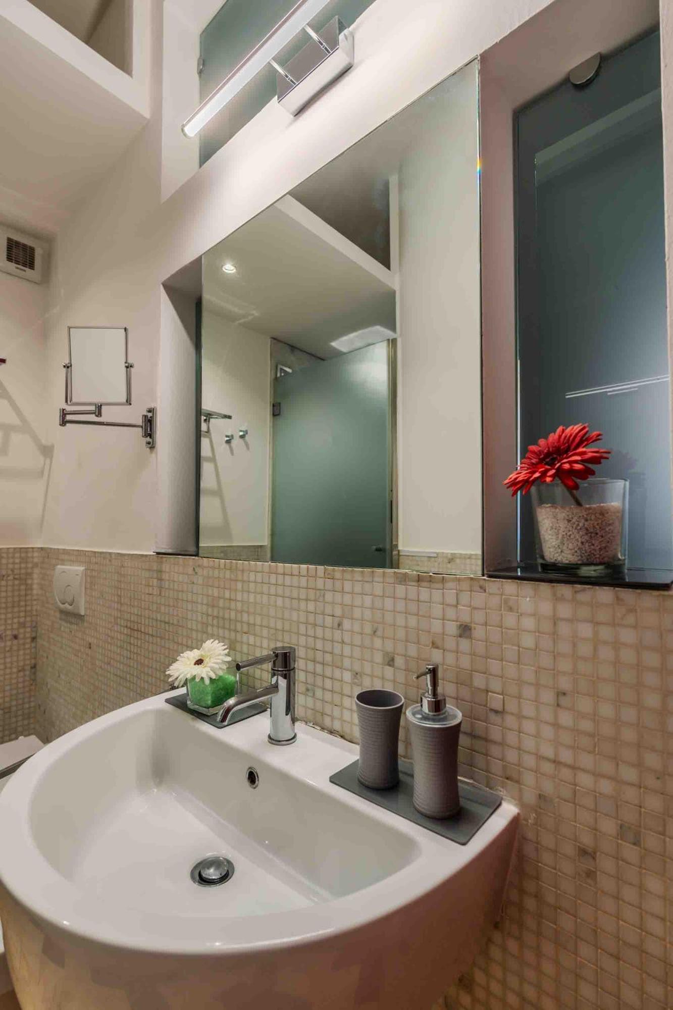 Loft Elegante In Centro Milano In Zona Signorile - Davanti Alla Metro 外观 照片